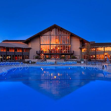 Salt Fork State Park Lodge And Conference Center Cambridge Esterno foto