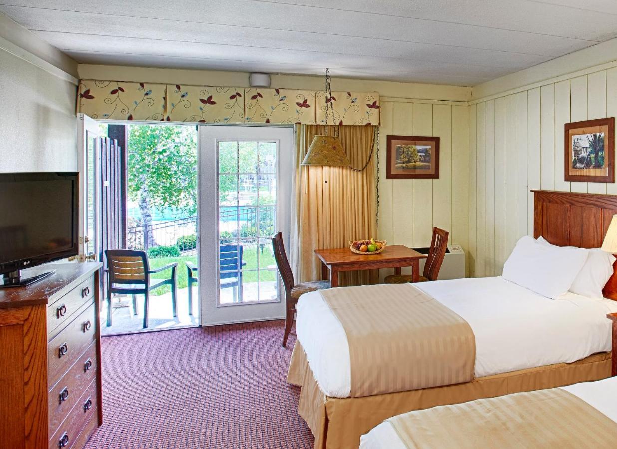 Salt Fork State Park Lodge And Conference Center Cambridge Esterno foto