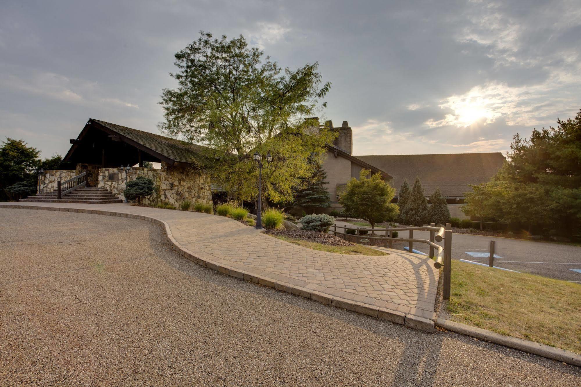Salt Fork State Park Lodge And Conference Center Cambridge Esterno foto