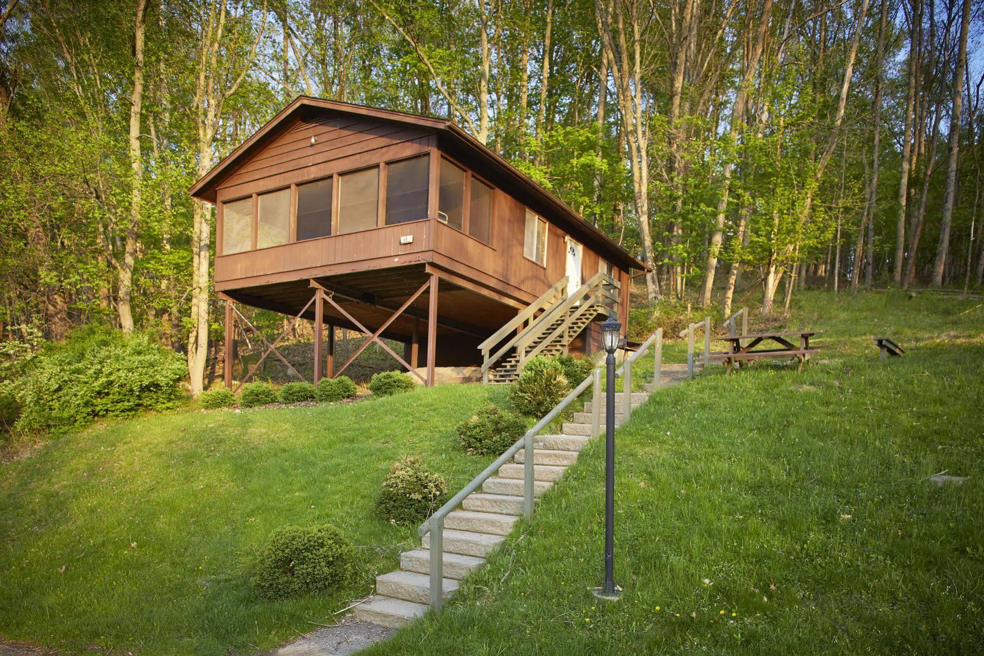 Salt Fork State Park Lodge And Conference Center Cambridge Esterno foto
