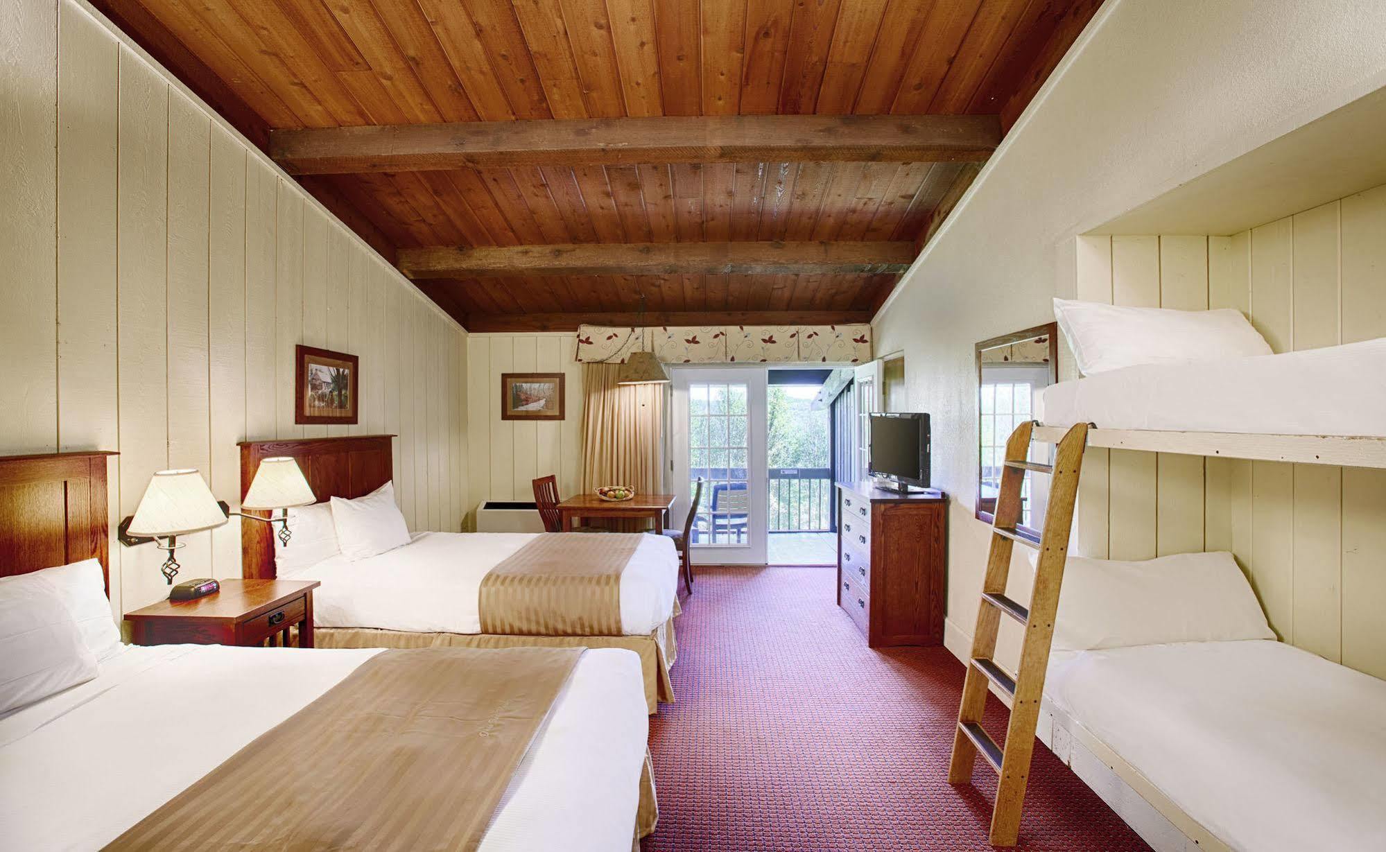Salt Fork State Park Lodge And Conference Center Cambridge Esterno foto