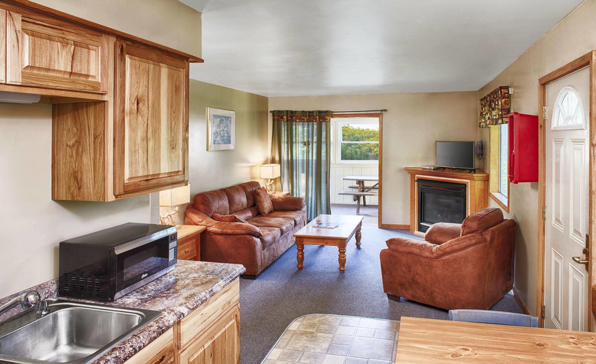 Salt Fork State Park Lodge And Conference Center Cambridge Esterno foto