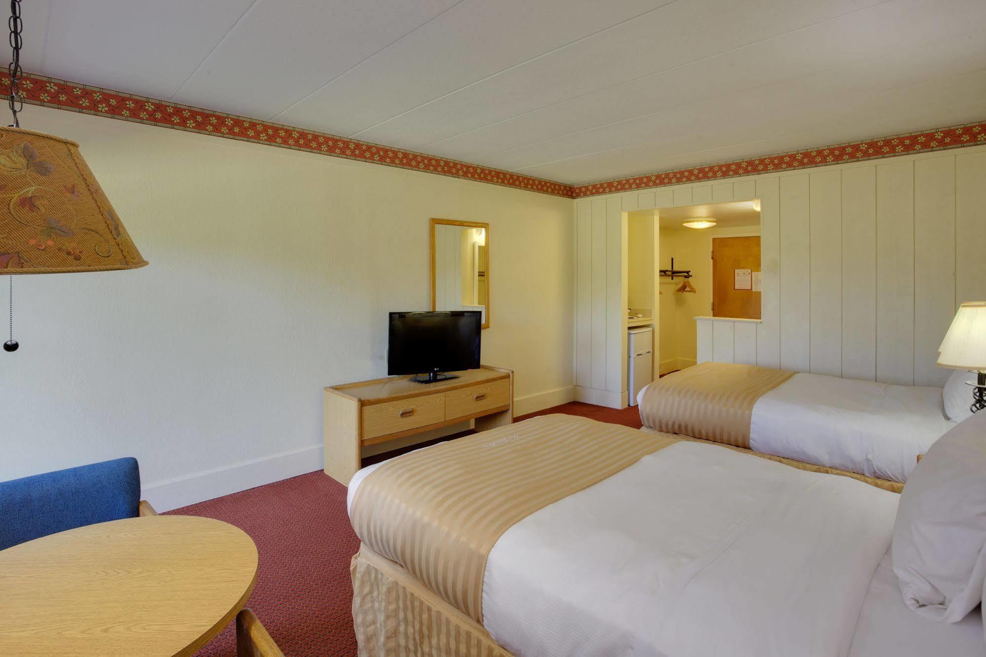 Salt Fork State Park Lodge And Conference Center Cambridge Esterno foto