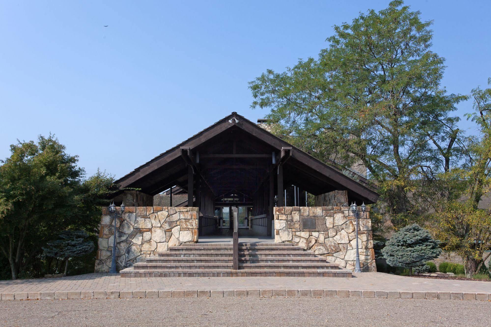 Salt Fork State Park Lodge And Conference Center Cambridge Esterno foto